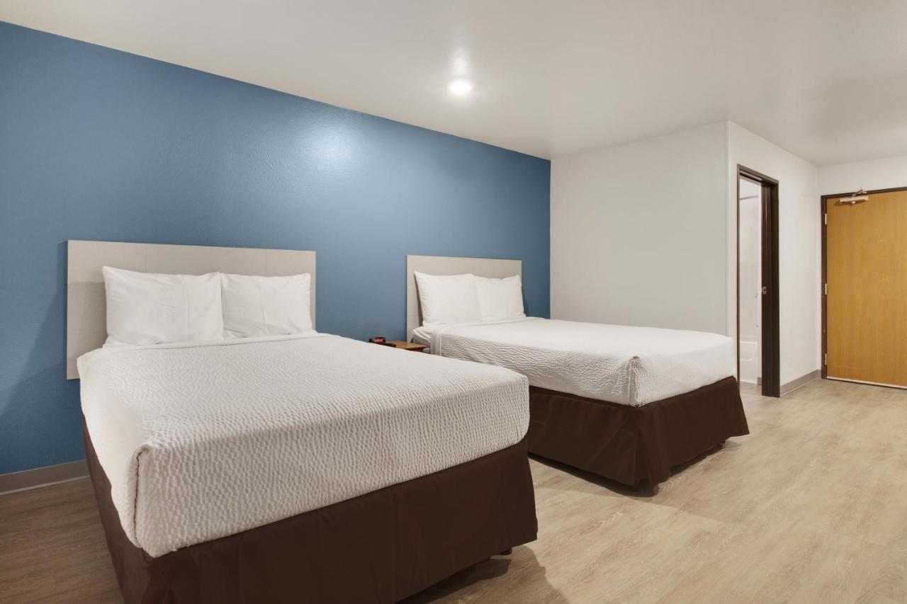 Woodspring Suites Houston Westchase Exterior photo